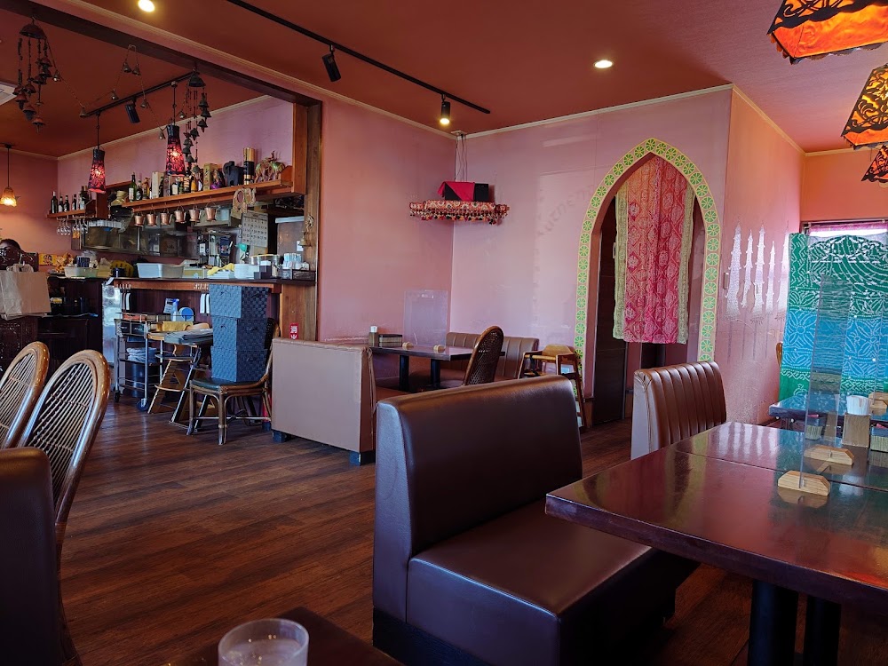 Tajの店内、インド風の内装